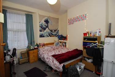 6 bed house, 11 Waterloo Street, North Hill, Plymouth, PL48LY - Image 2